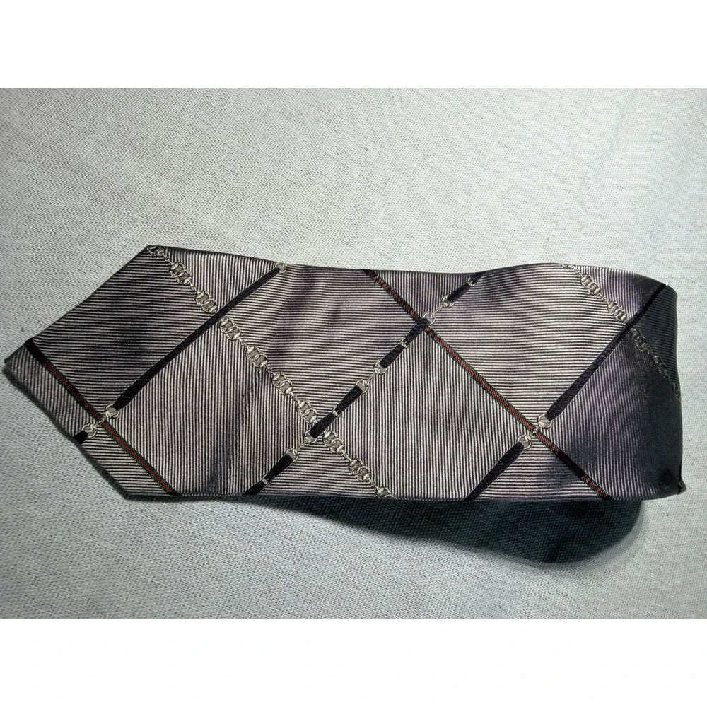 Gucci Men's Silk Tie Chain Pattern